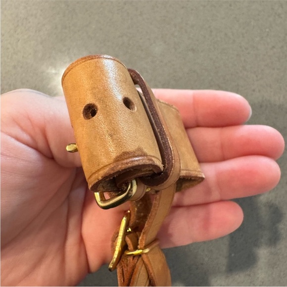 Louis Vuitton Tan Leather Bag Tag - Picture 4 of 6